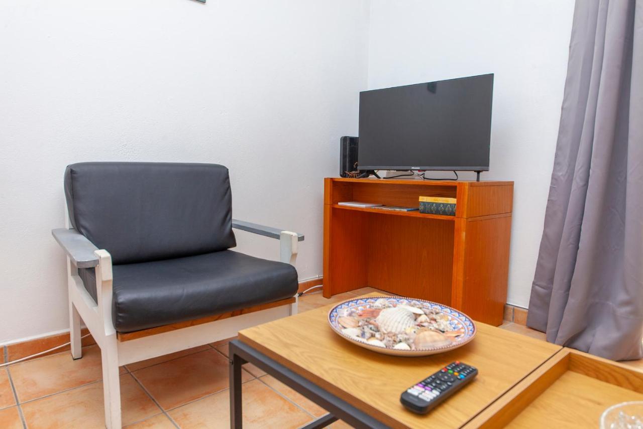 B18 - Village Street Apartment ลากอส ภายนอก รูปภาพ