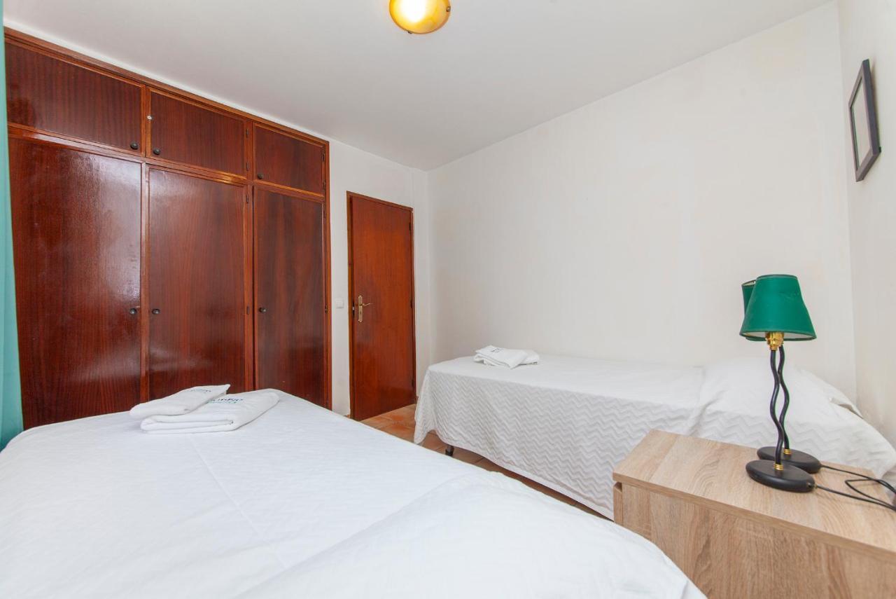 B18 - Village Street Apartment ลากอส ภายนอก รูปภาพ