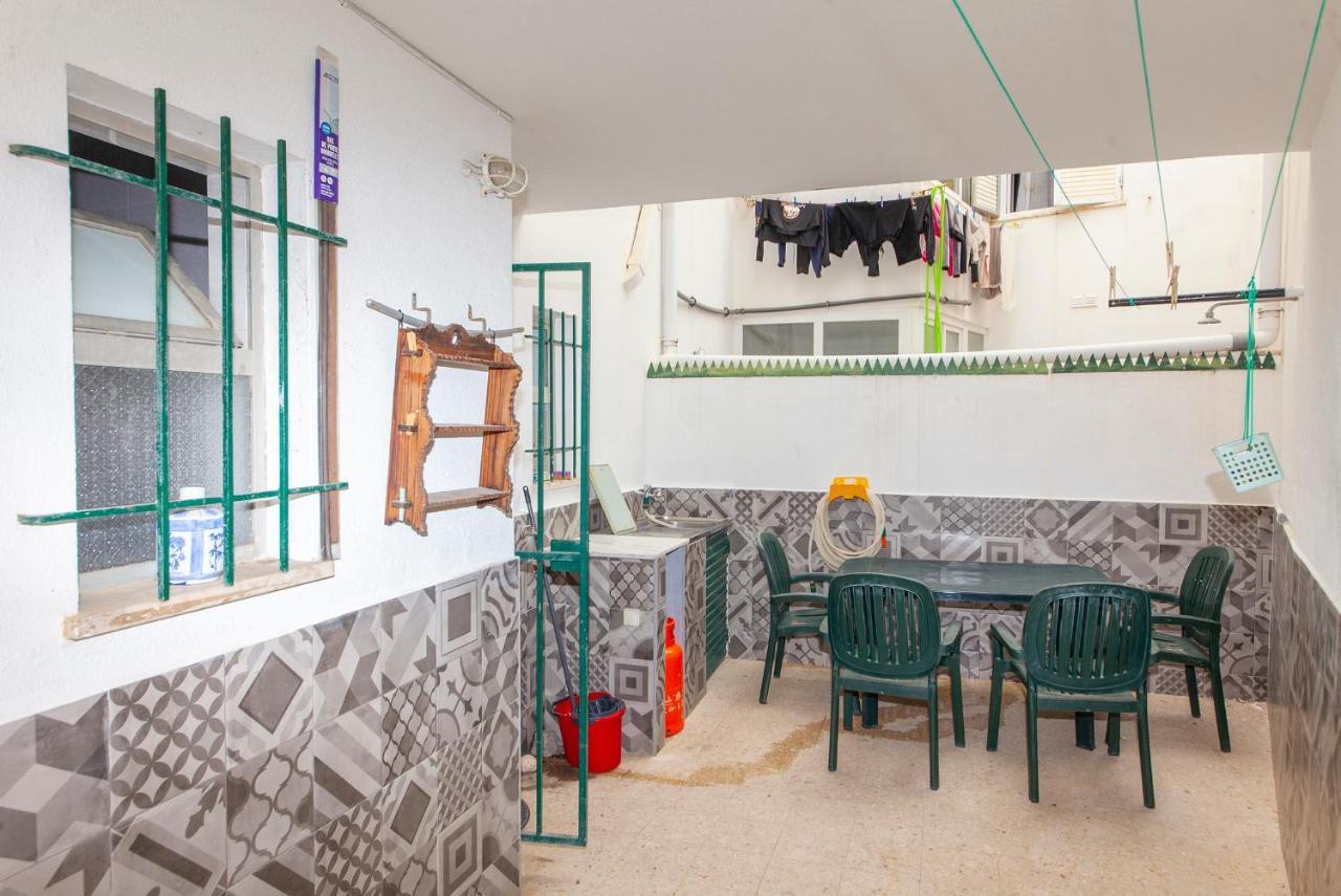 B18 - Village Street Apartment ลากอส ภายนอก รูปภาพ
